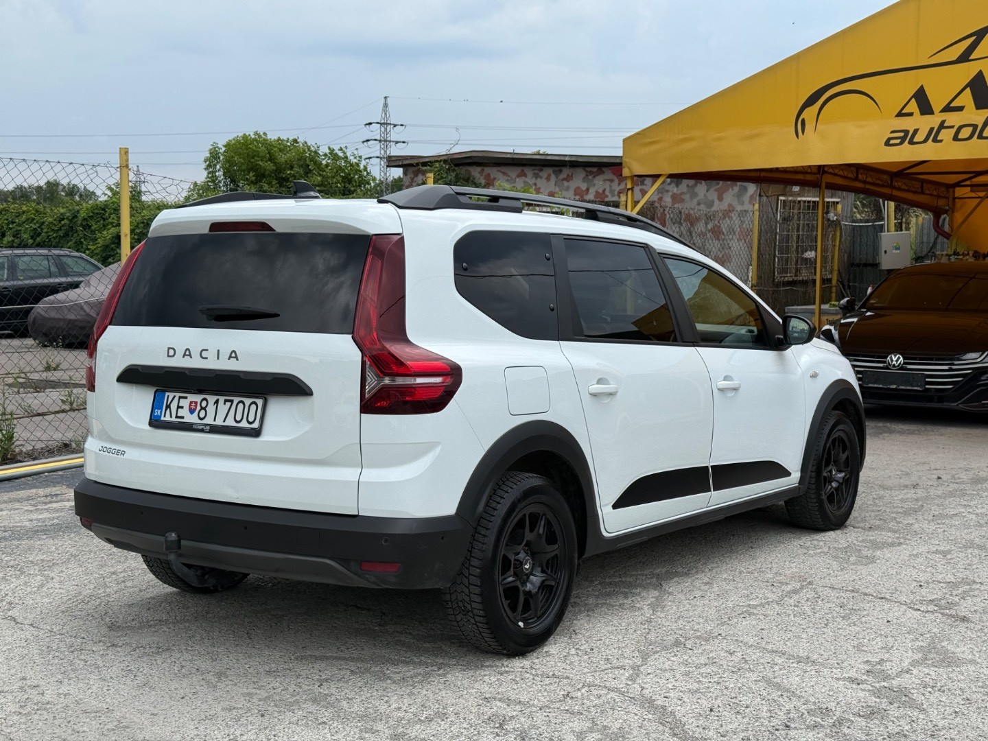 Dacia Jogger 1.0 TCe Comfort 7 MIEST / SK Pôvod / 1.Majiteľ – Obrázok 8