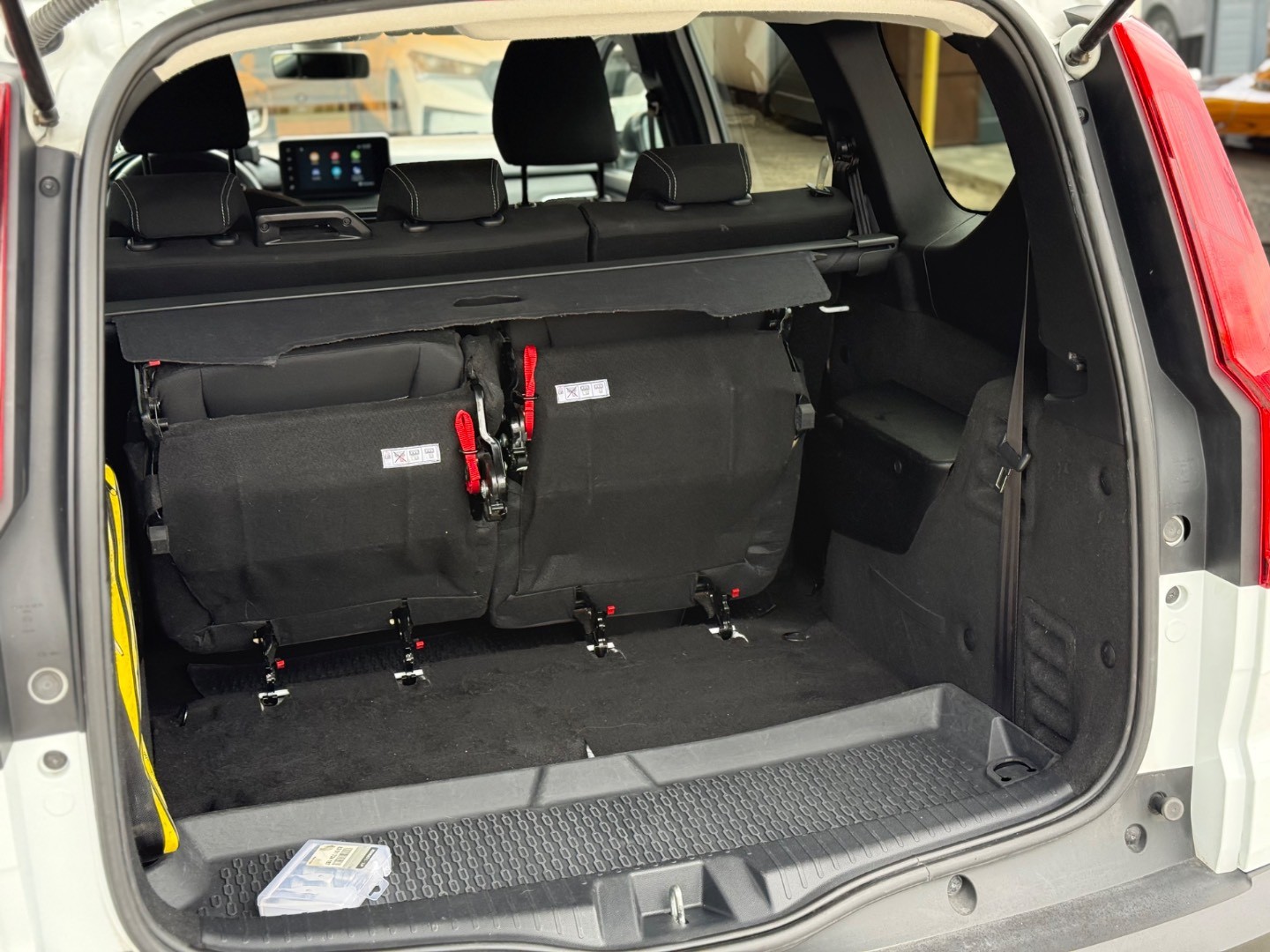 Dacia Jogger 1.0 TCe Comfort 7 MIEST / SK Pôvod / 1.Majiteľ – Obrázok 10