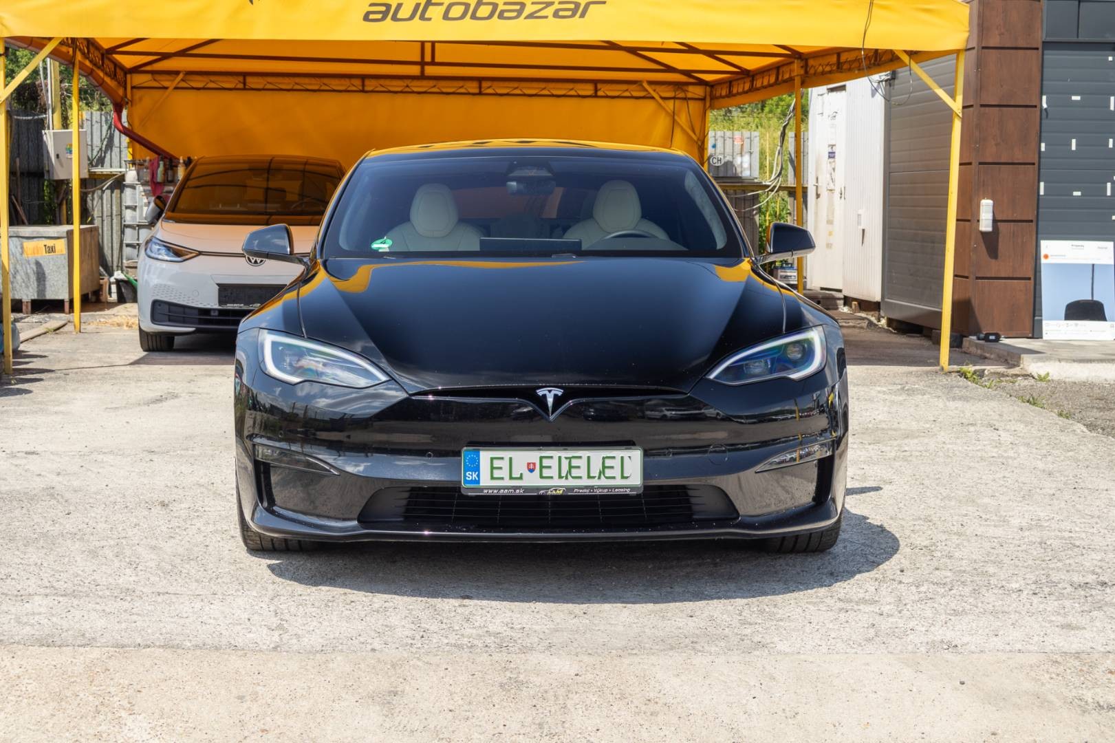 Tesla Model S PLAID -NEBÚRANÉ – Obrázok 2