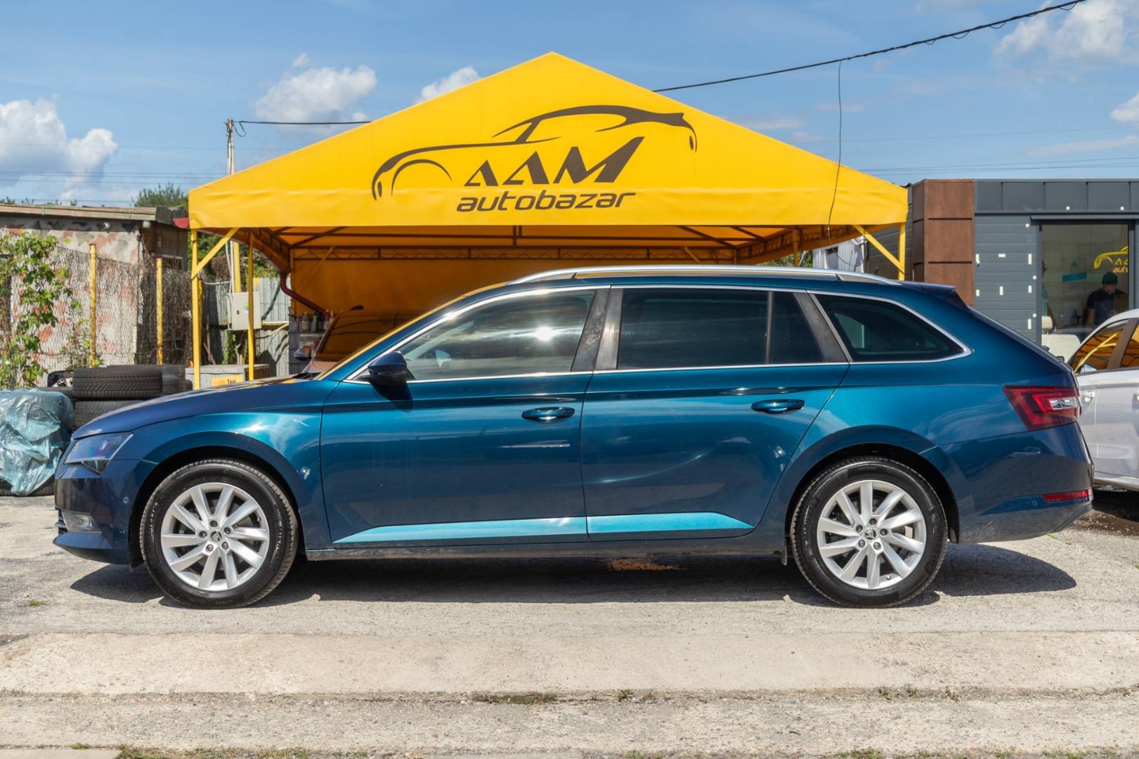 Škoda Superb Combi 2.0 TDI Style DSG EU6 – Obrázok 5