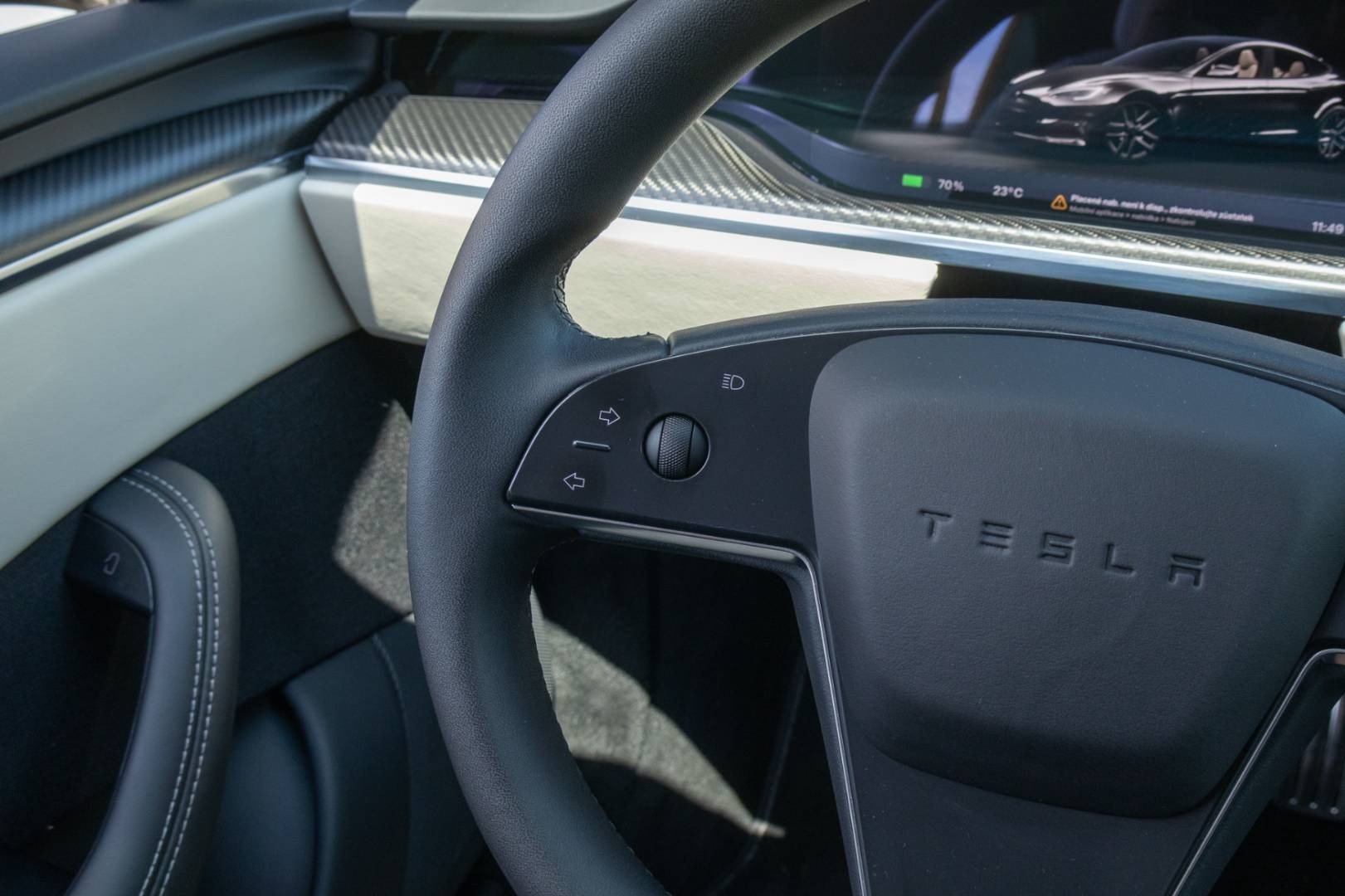 Tesla Model S PLAID -NEBÚRANÉ – Obrázok 20