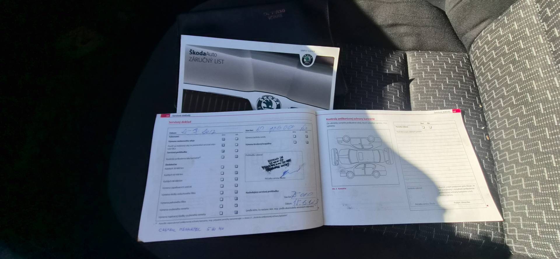 Škoda Octavia 1.6 MPI Ambiente – Obrázok 17