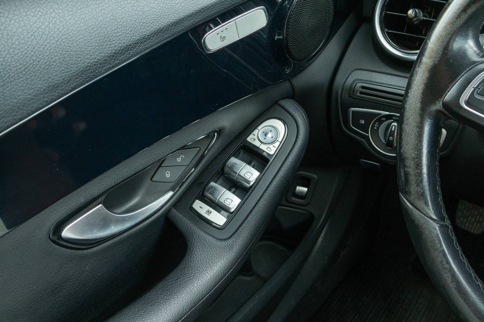 Mercedes-Benz C trieda Kombi 200 d – Obrázok 14