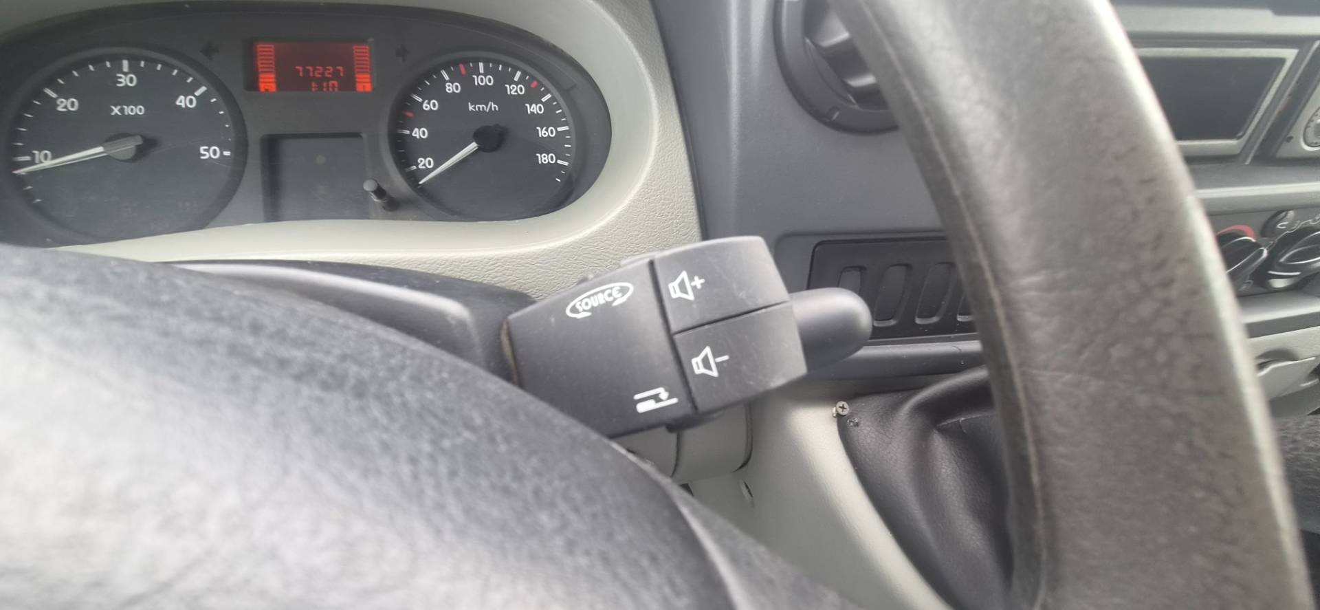 Renault Mascott 54 3.0 DCi L4H3 – Obrázok 14