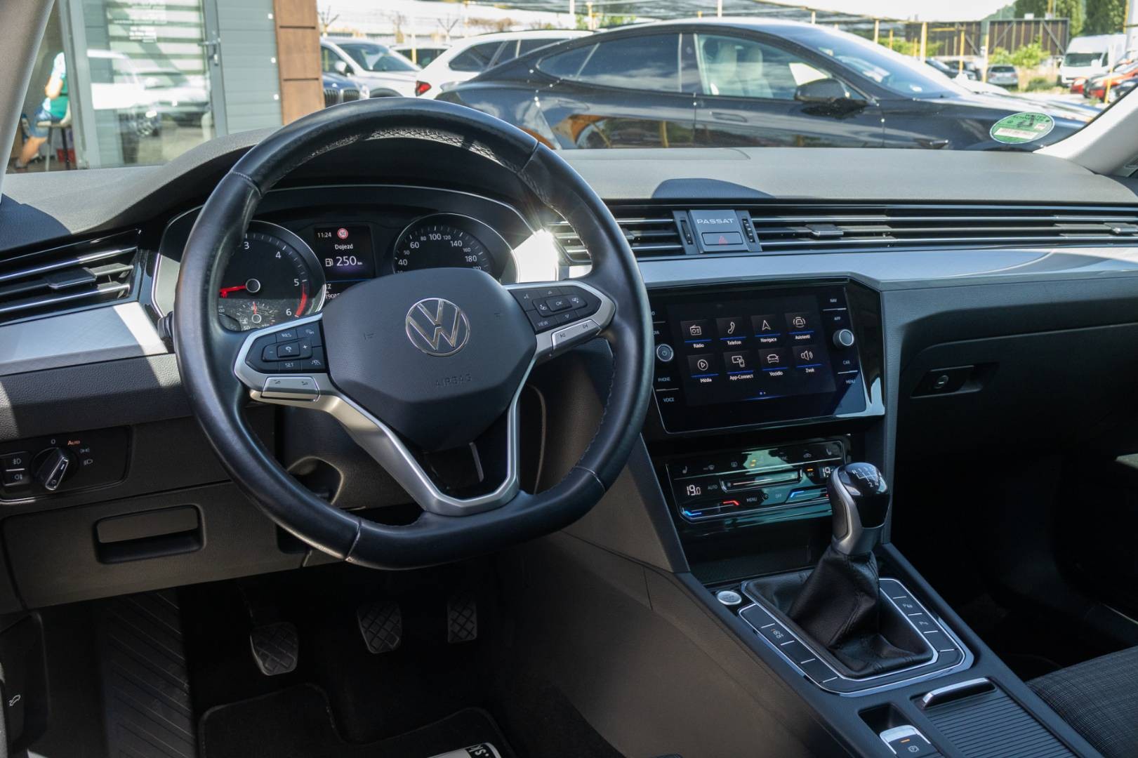 Volkswagen Passat Variant 2.0 TDI EVO Business – Obrázok 15