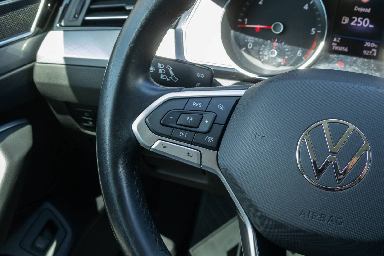 Volkswagen Passat Variant 2.0 TDI EVO Business – Obrázok 16