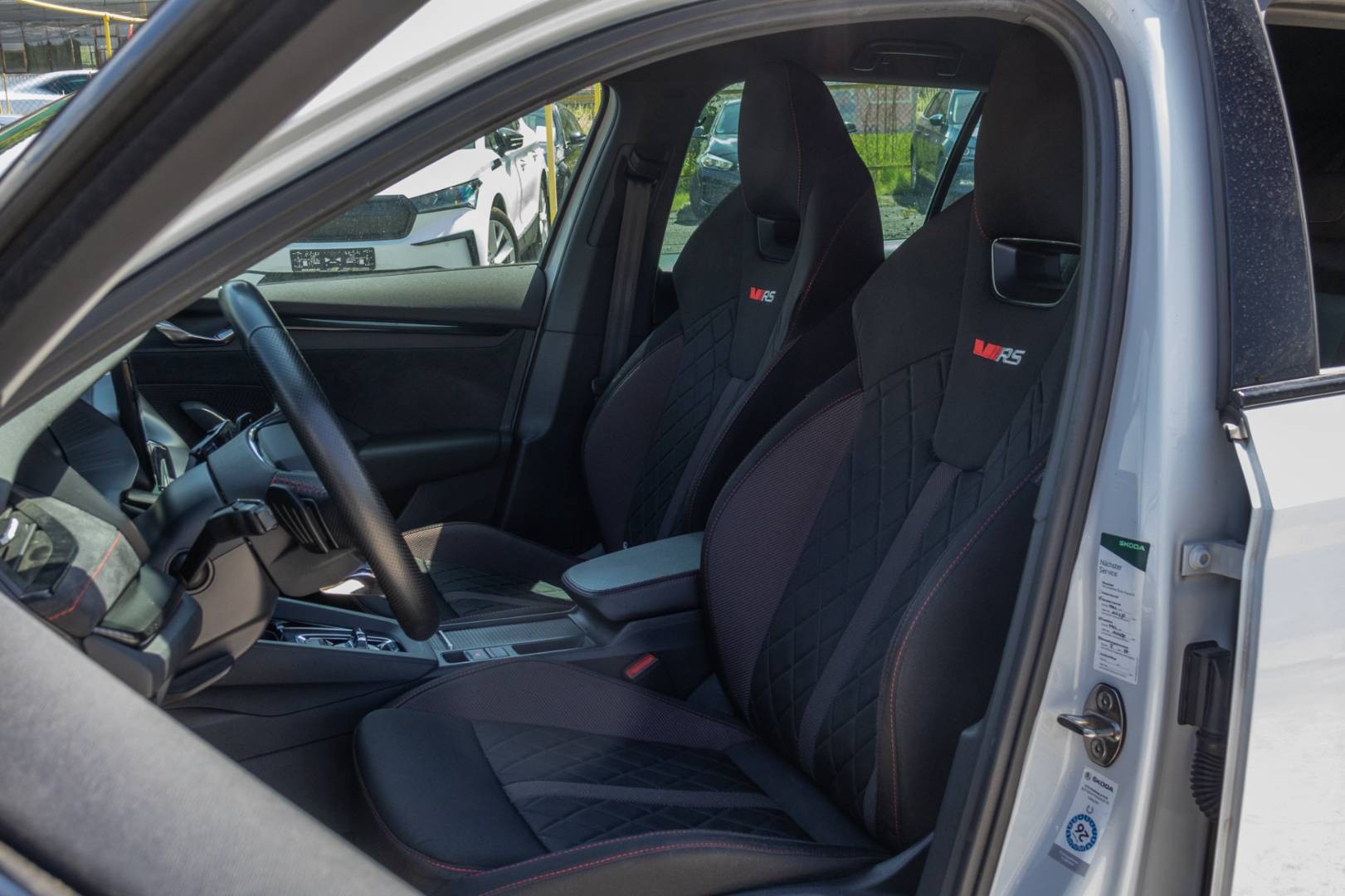 Škoda Octavia Combi 1.4 TSI iV PHEV RS DSG – Obrázok 11