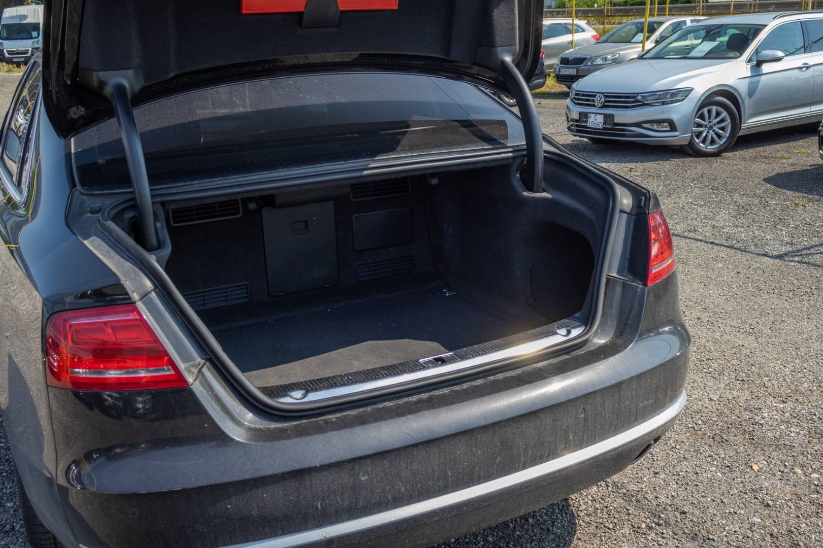 Audi A8 Long 4.2 TDI V8 tiptronic – Obrázok 9