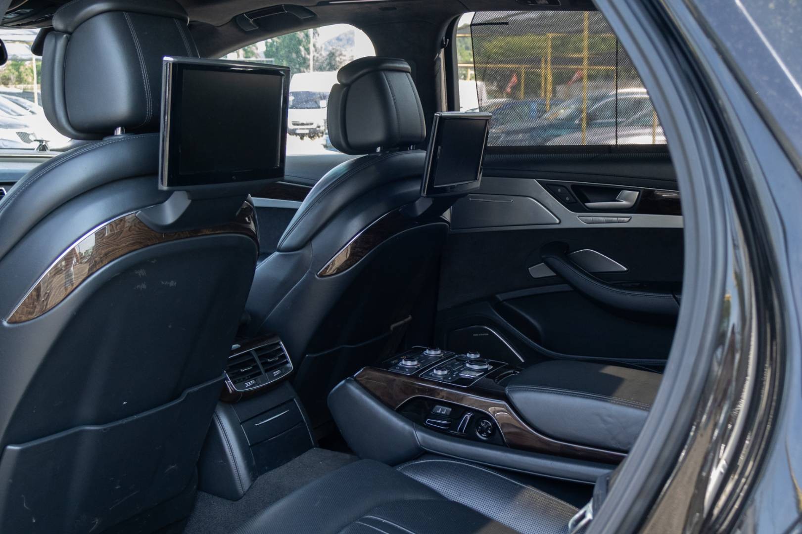 Audi A8 Long 4.2 TDI V8 tiptronic – Obrázok 12