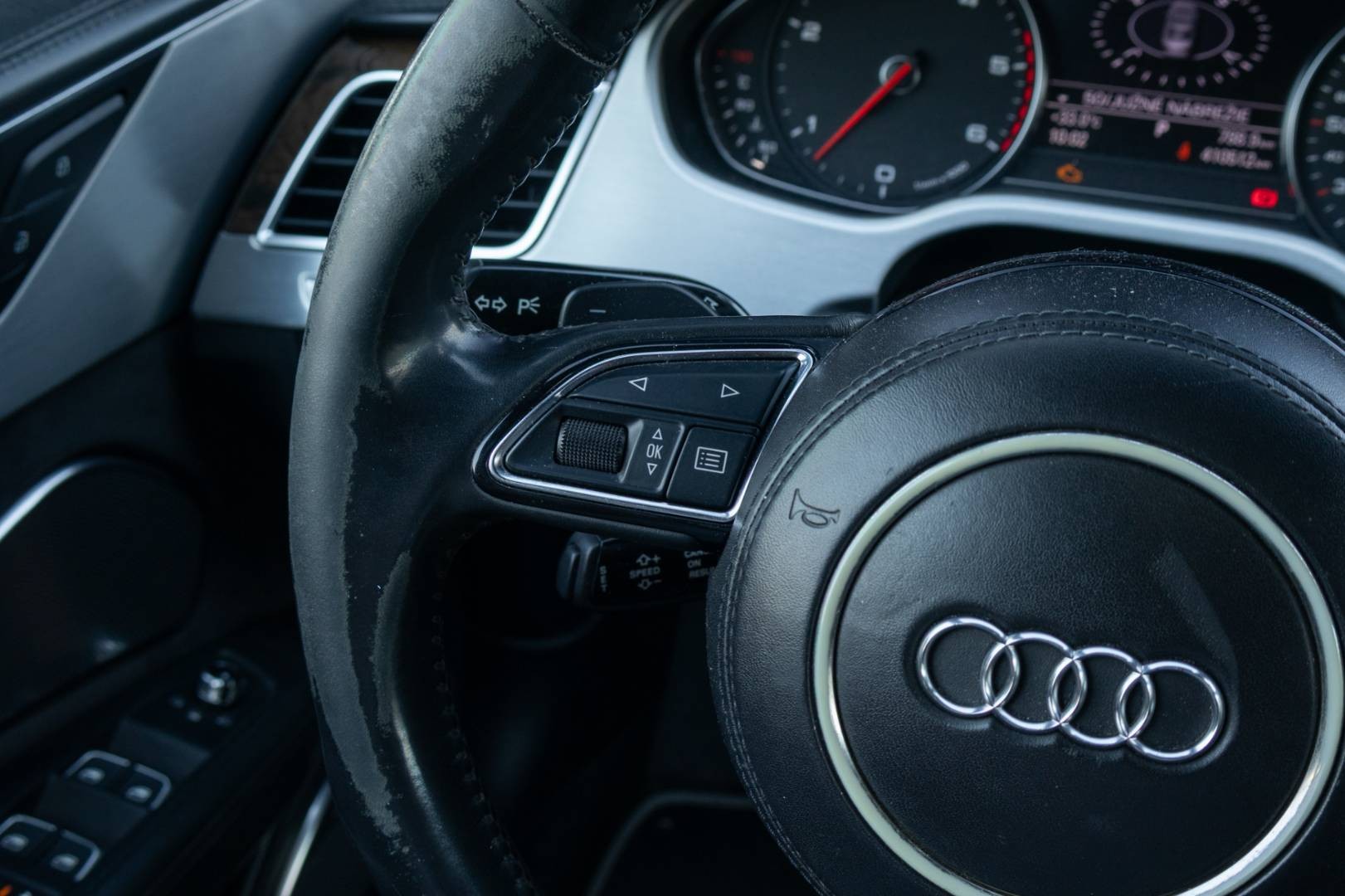 Audi A8 Long 4.2 TDI V8 tiptronic – Obrázok 19