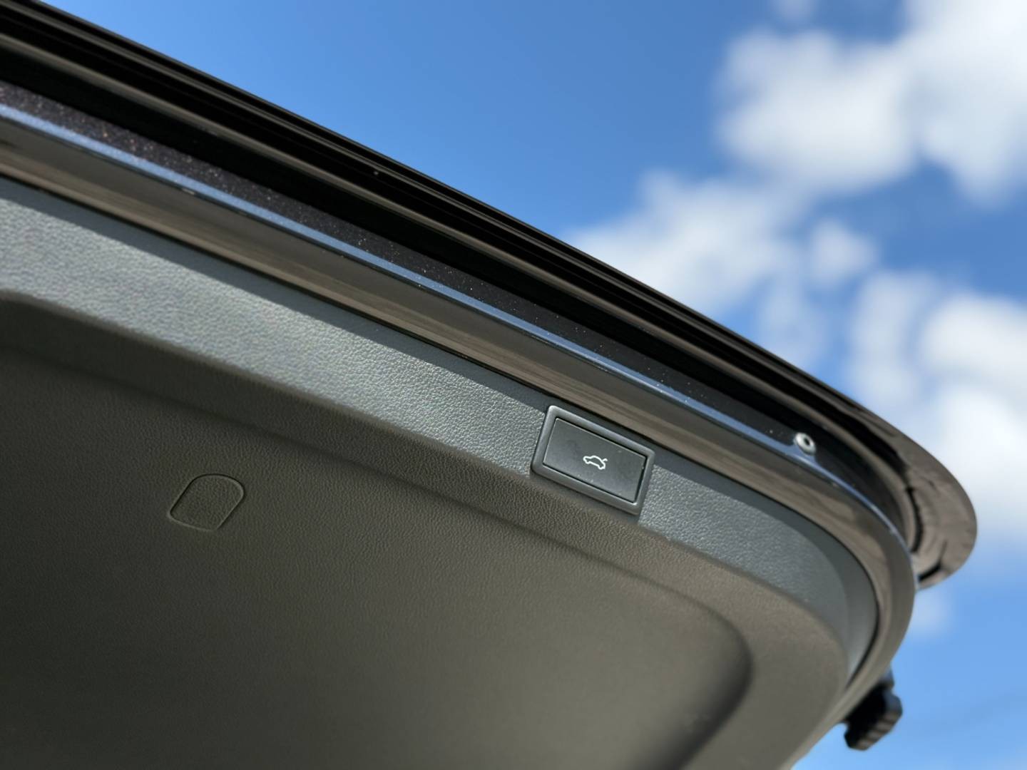 Škoda Octavia Combi 2.0 TDI DSG Selection+ / NEBÚRANÉ / Po servise – Obrázok 10
