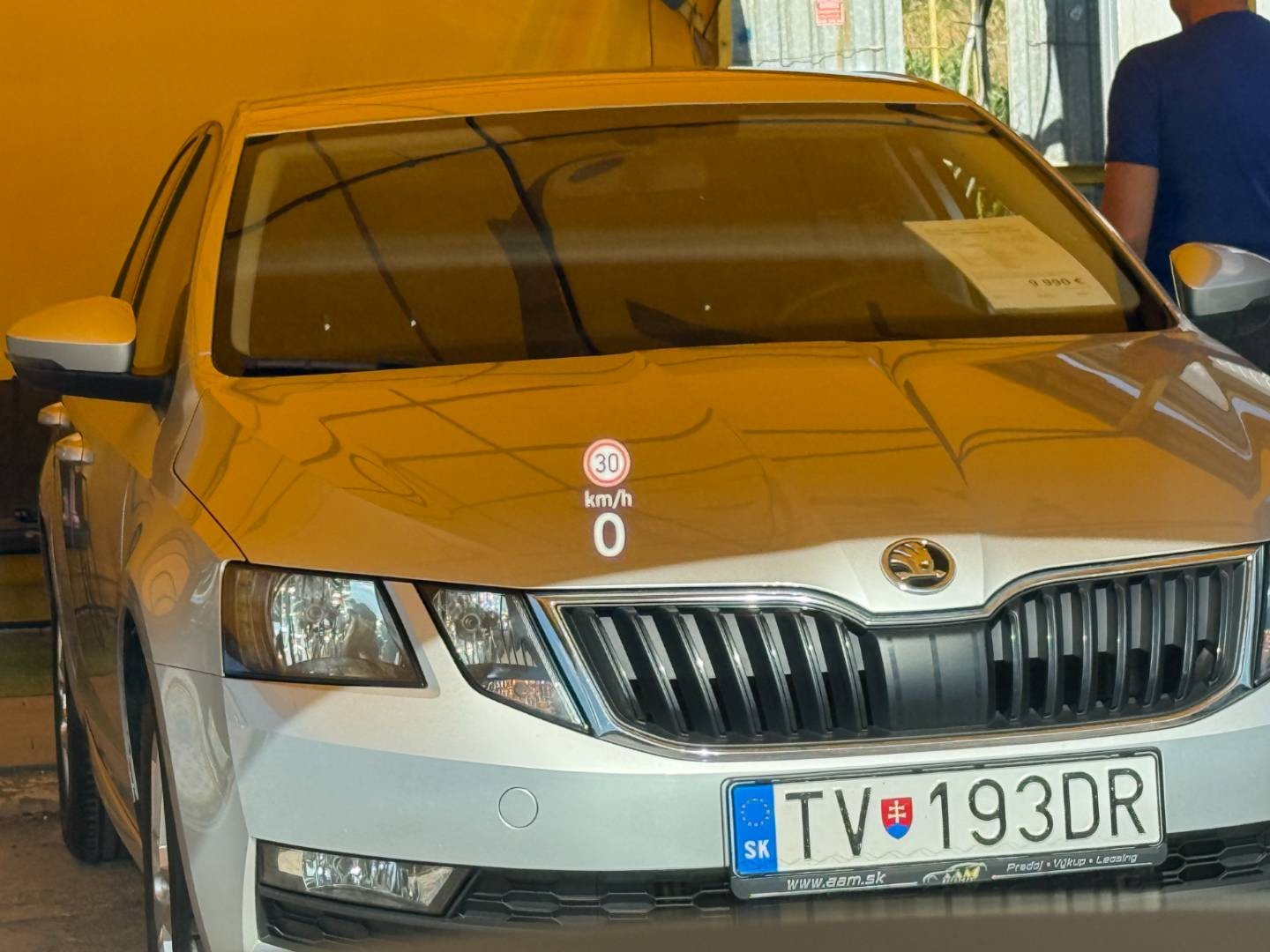 Škoda Octavia Combi 2.0 TDI DSG Selection+ / NEBÚRANÉ / Po servise – Obrázok 17