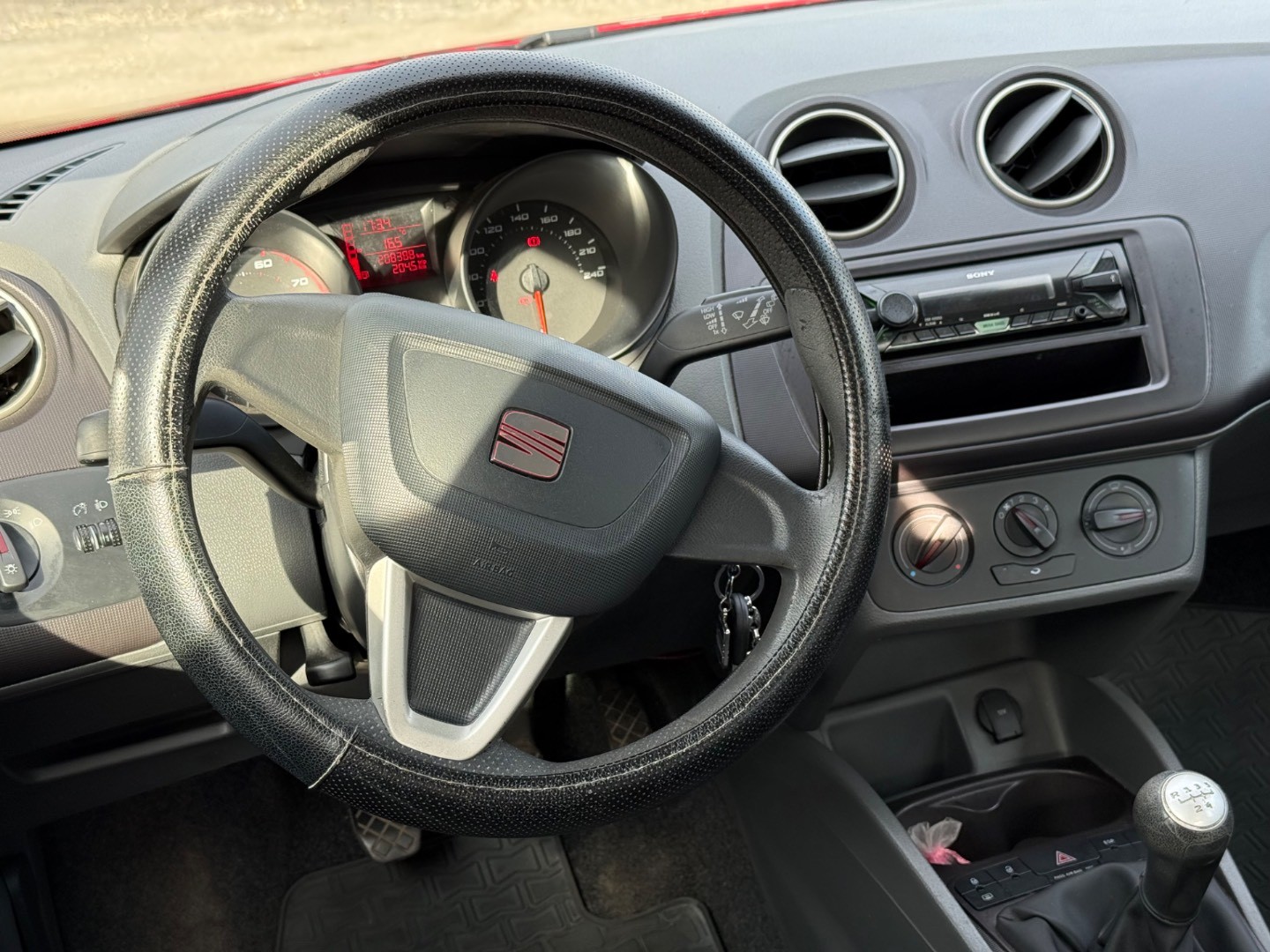 Seat Ibiza 1.2i 12V Entry – Obrázok 11