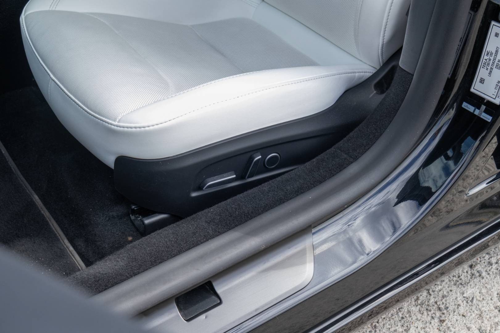 Tesla Model 3 LR DUAL MOTOR - PPF / NEBÚRANÉ – Obrázok 15
