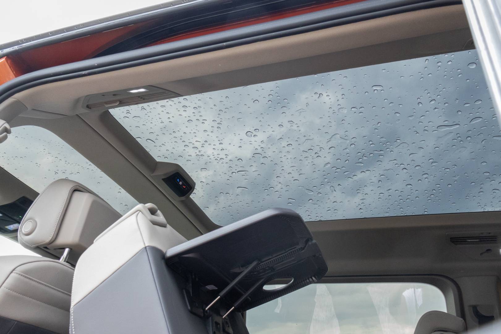 Volkswagen Multivan 2.0 TSI Style / NEBÚRANÉ / PPF – Obrázok 11