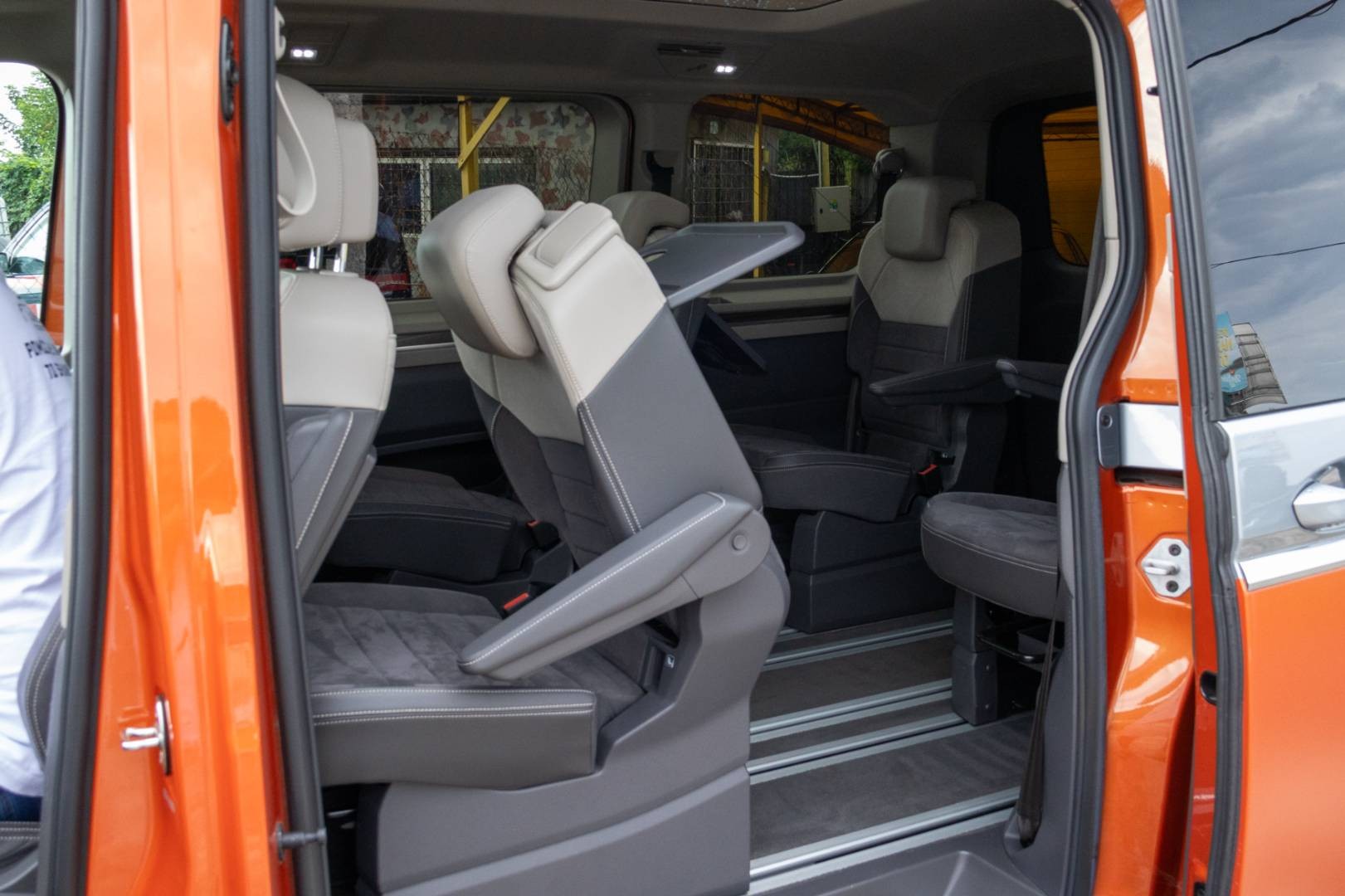 Volkswagen Multivan 2.0 TSI Style / NEBÚRANÉ / PPF – Obrázok 13