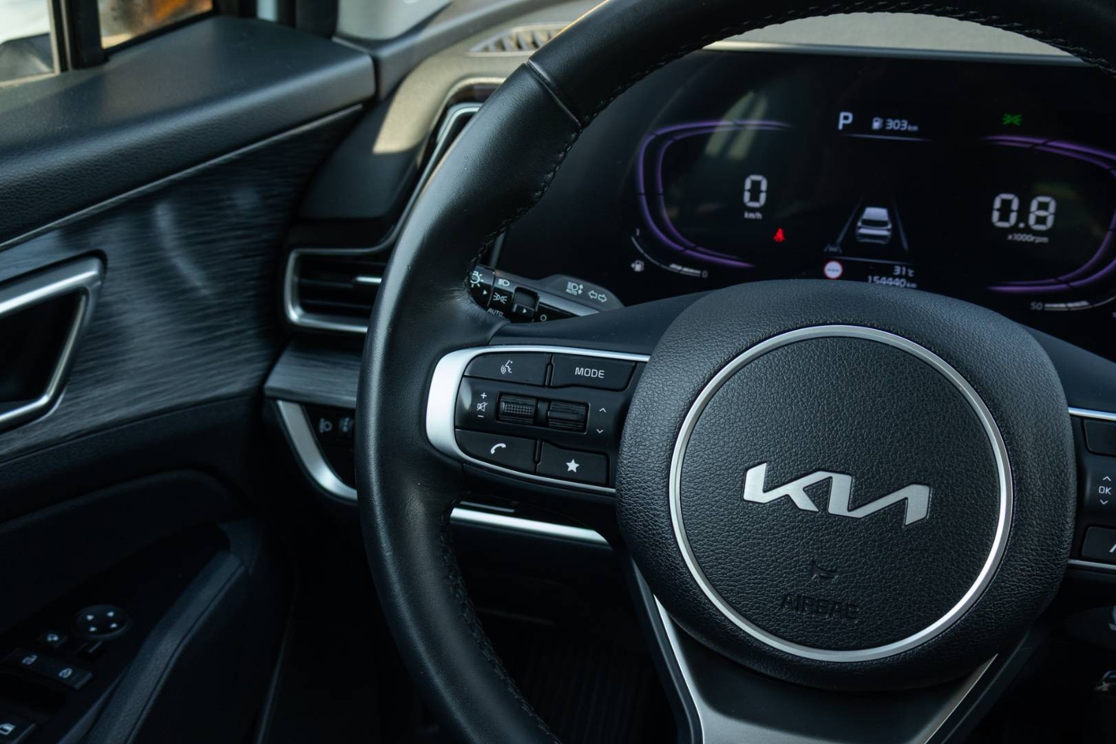 Kia Sportage 1.6 CRDi mHEV Platinum A/T – Obrázok 14