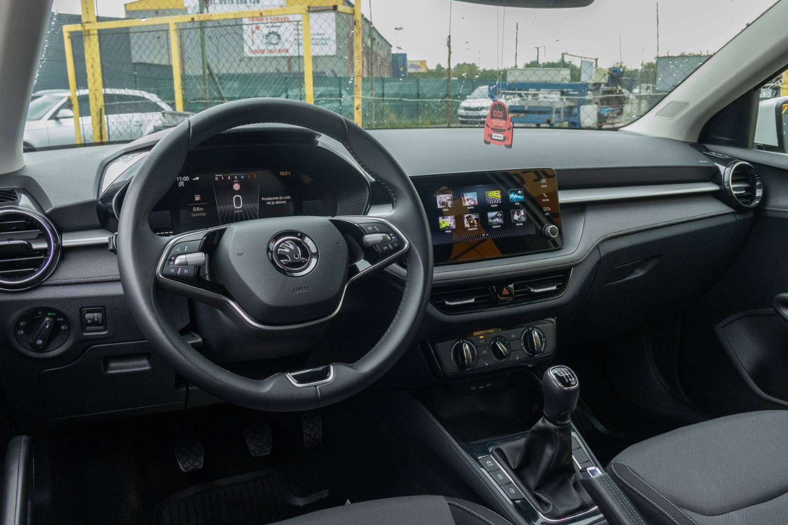 Škoda Fabia 1.0 TSI Selection – Obrázok 13