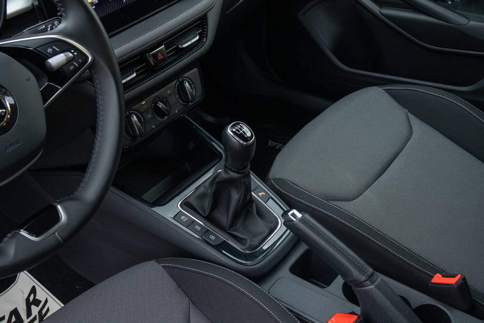 Škoda Fabia 1.0 TSI Selection – Obrázok 24