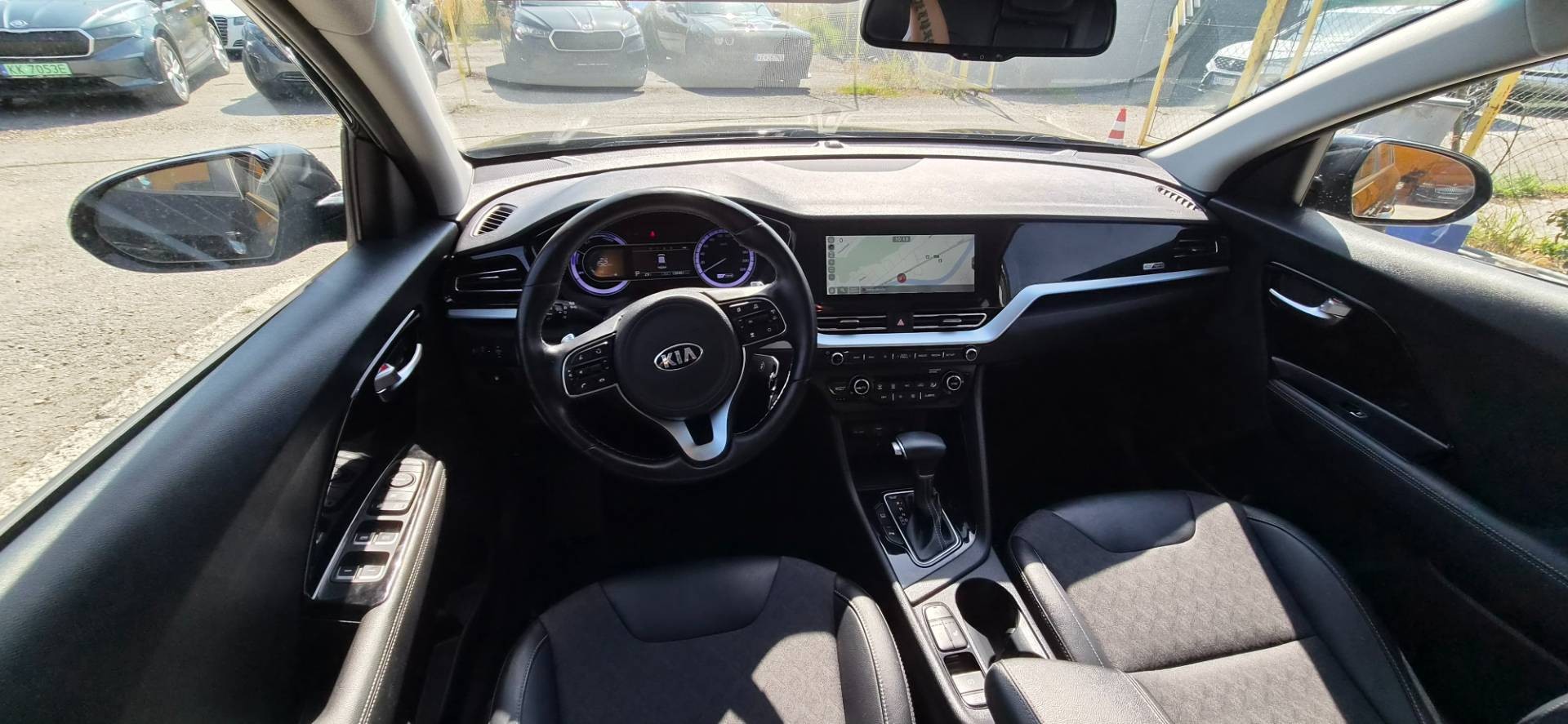 Kia Niro 1.6 GDi Hybrid Platinum A/T – Obrázok 9