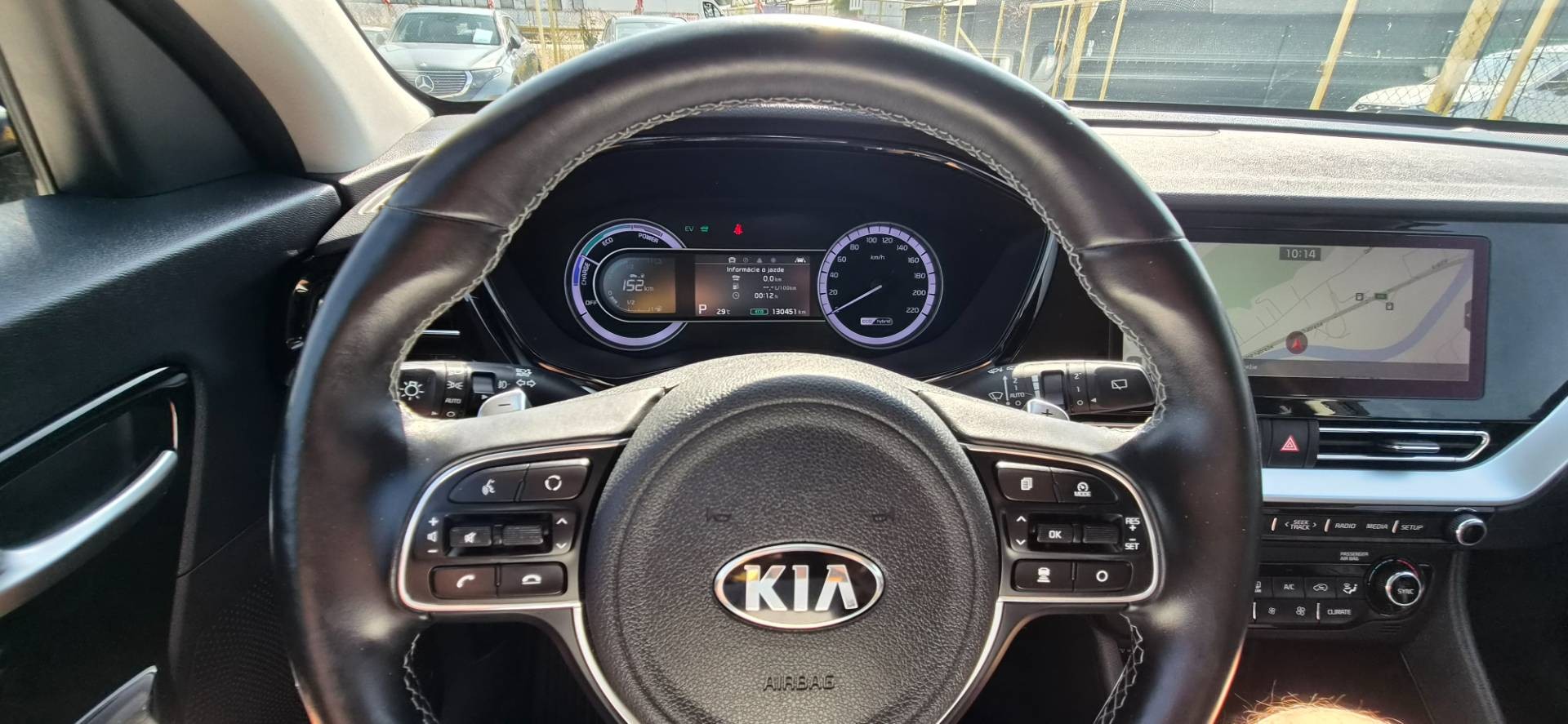 Kia Niro 1.6 GDi Hybrid Platinum A/T – Obrázok 12
