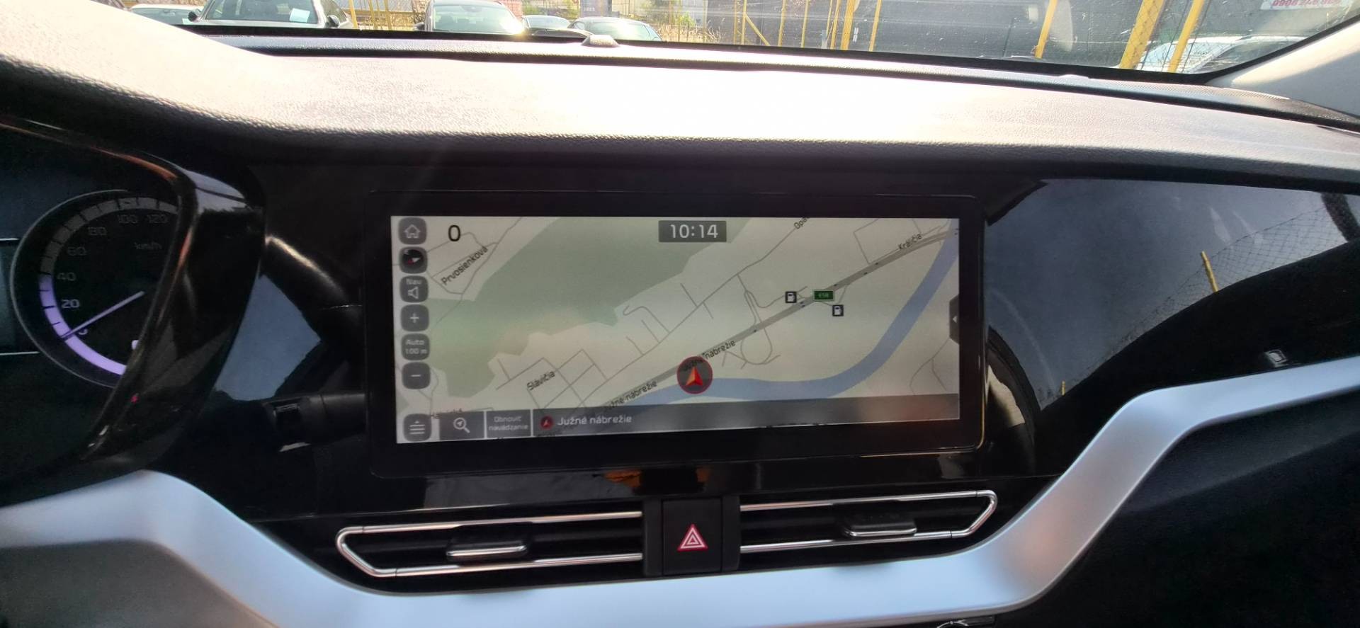 Kia Niro 1.6 GDi Hybrid Platinum A/T – Obrázok 13