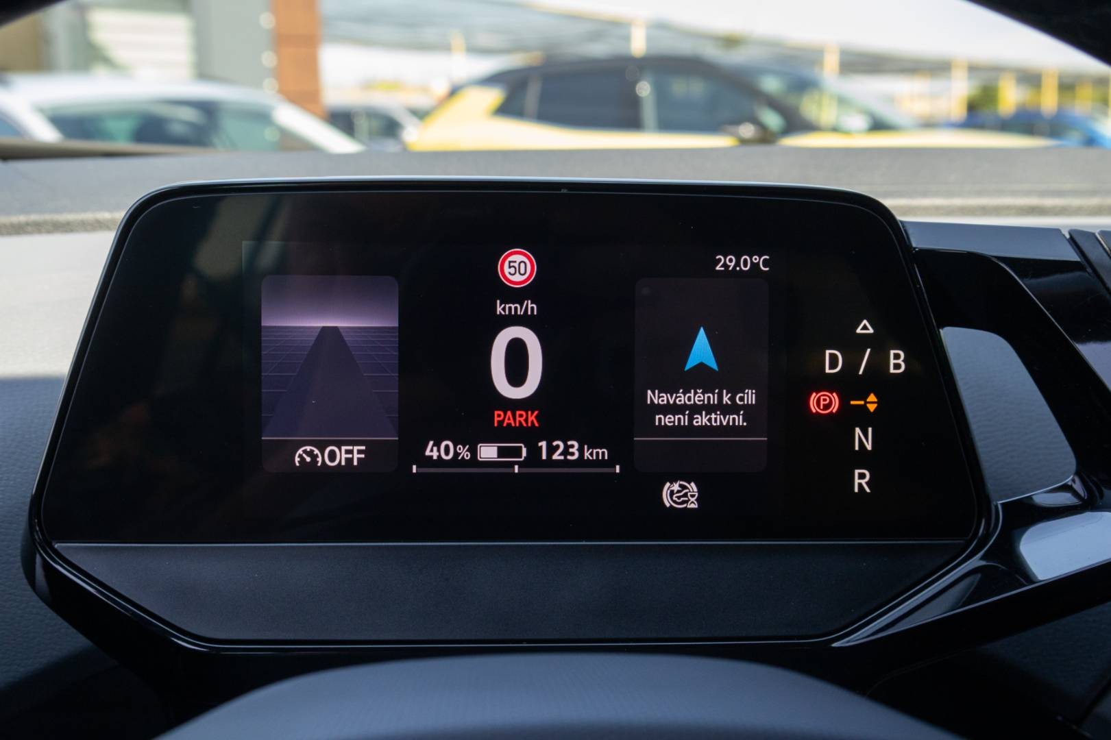 Volkswagen ID.4 Pure 52kWh / NEBÚRANÉ – Obrázok 16