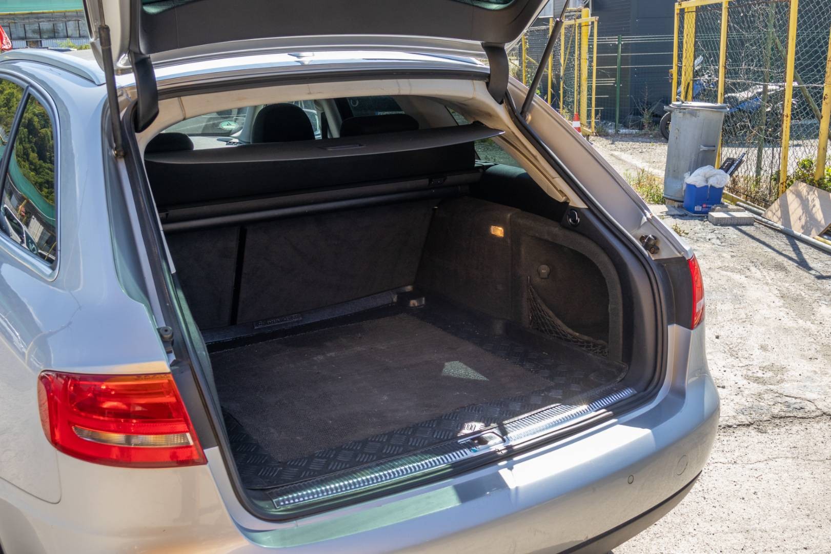 Audi A4 Avant 2.0 TDI multitronic – Obrázok 9