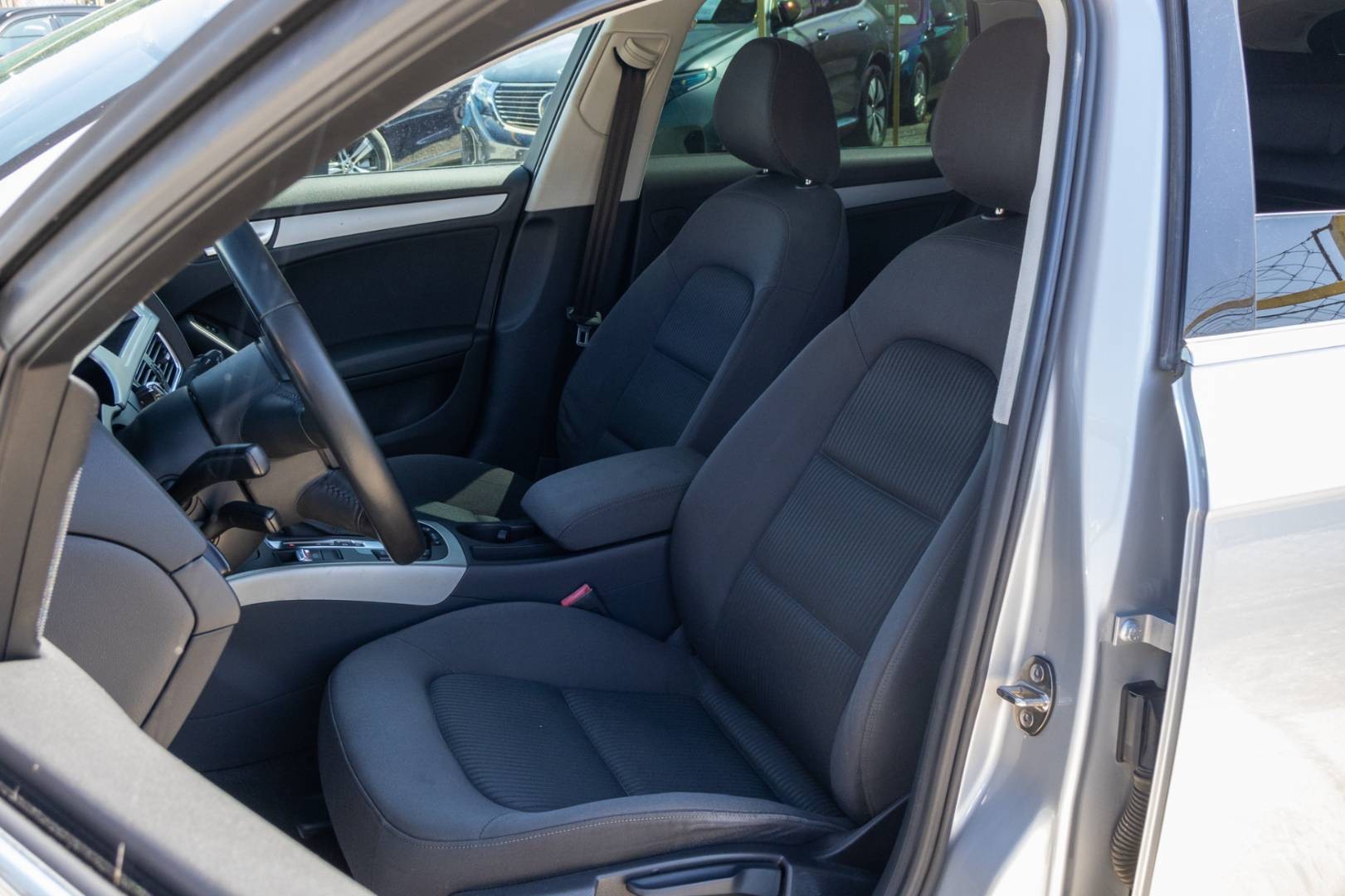 Audi A4 Avant 2.0 TDI multitronic – Obrázok 11