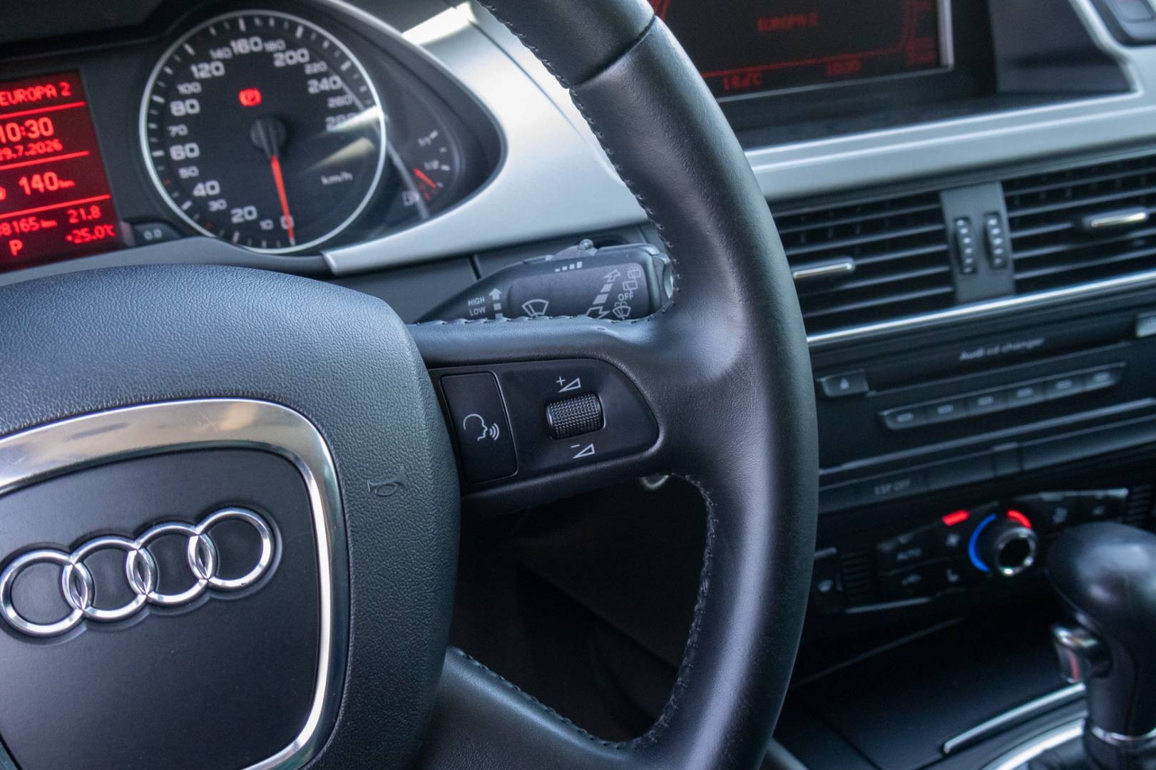 Audi A4 Avant 2.0 TDI multitronic – Obrázok 16