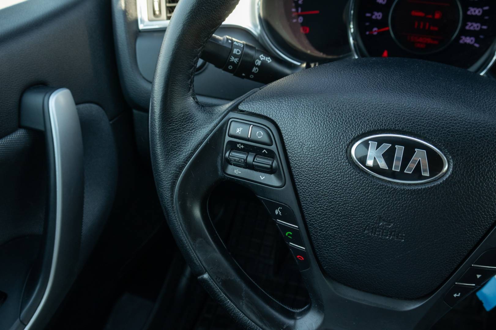 Kia Cee´d SW 1.6 GDi X.Edition – Obrázok 15