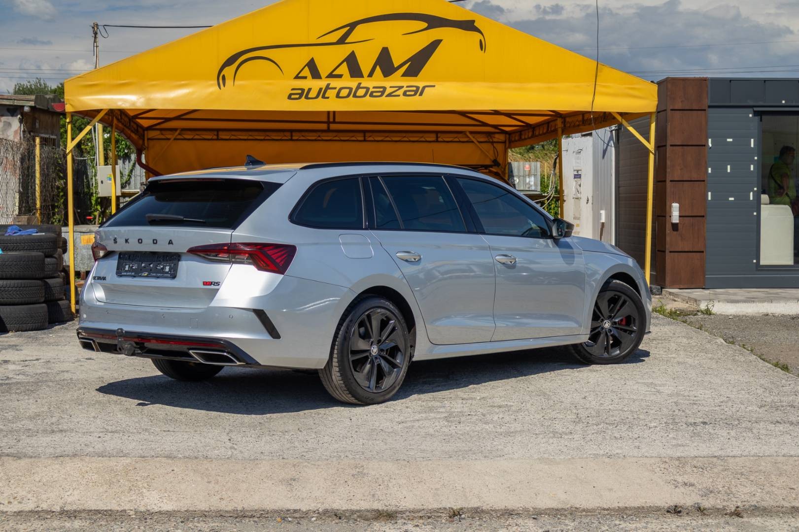Škoda Octavia Combi 2.0 TDI RS DSG -NEBÚRANÉ – Obrázok 8