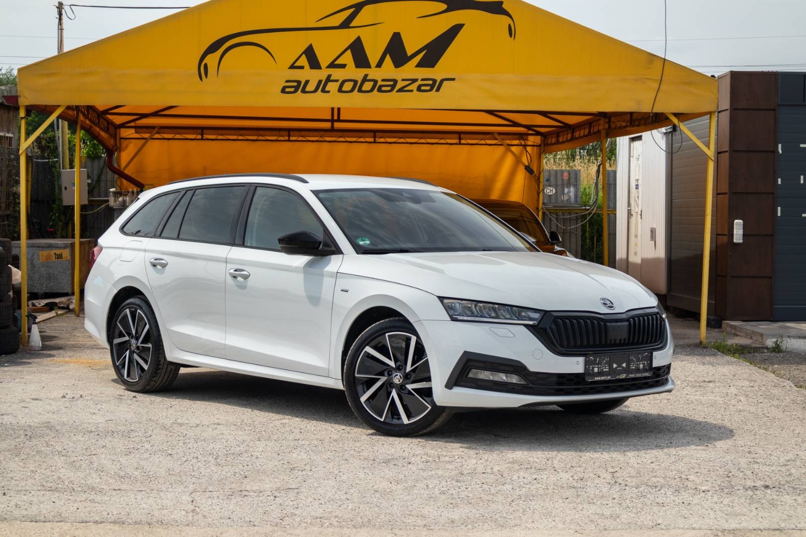Škoda Octavia Combi 2.0 TDI SCR CLEVER DSG – Obrázok 3