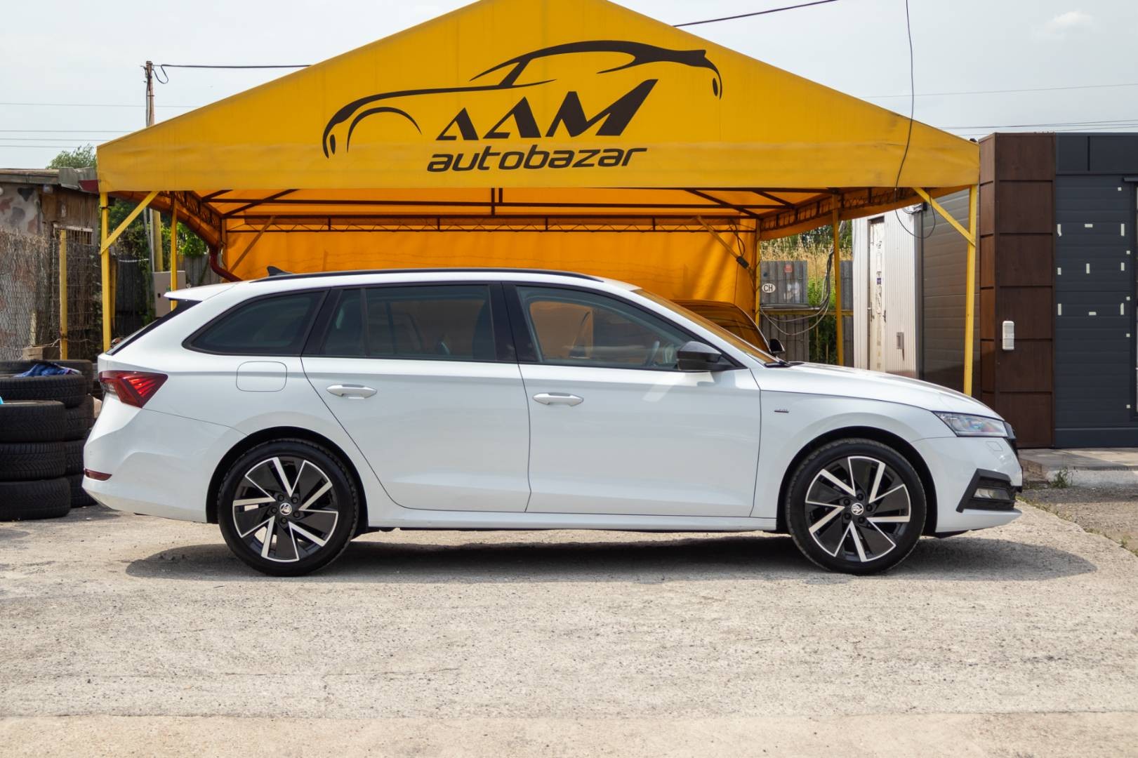 Škoda Octavia Combi 2.0 TDI SCR CLEVER DSG – Obrázok 4