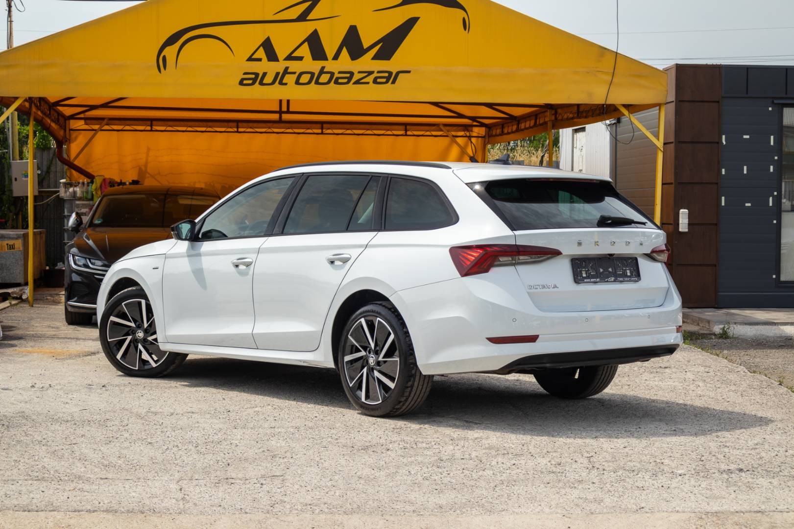 Škoda Octavia Combi 2.0 TDI SCR CLEVER DSG – Obrázok 6