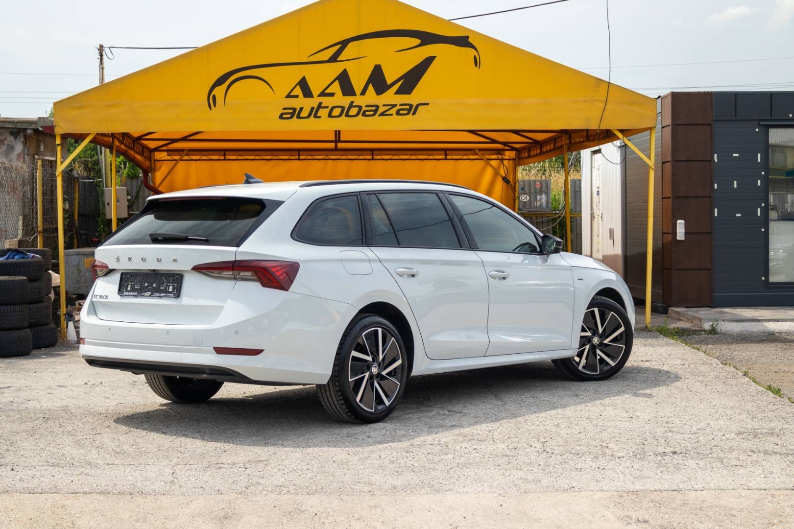 Škoda Octavia Combi 2.0 TDI SCR CLEVER DSG – Obrázok 8