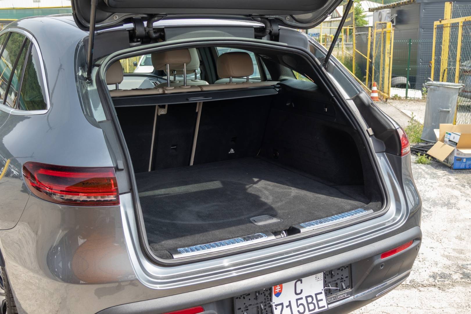 Mercedes-Benz EQC 400 4MATIC – Obrázok 10