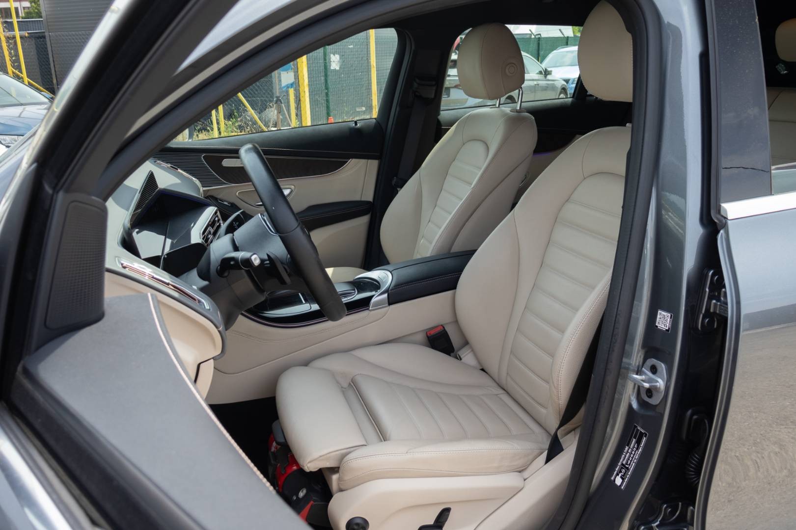 Mercedes-Benz EQC 400 4MATIC – Obrázok 13