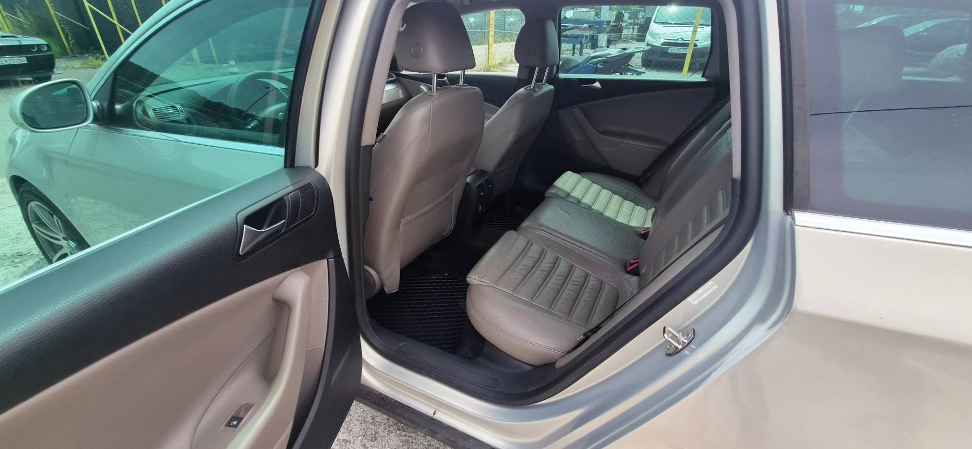 Volkswagen Passat Variant 2.0 TDI DPF Comfortline DSG – Obrázok 8