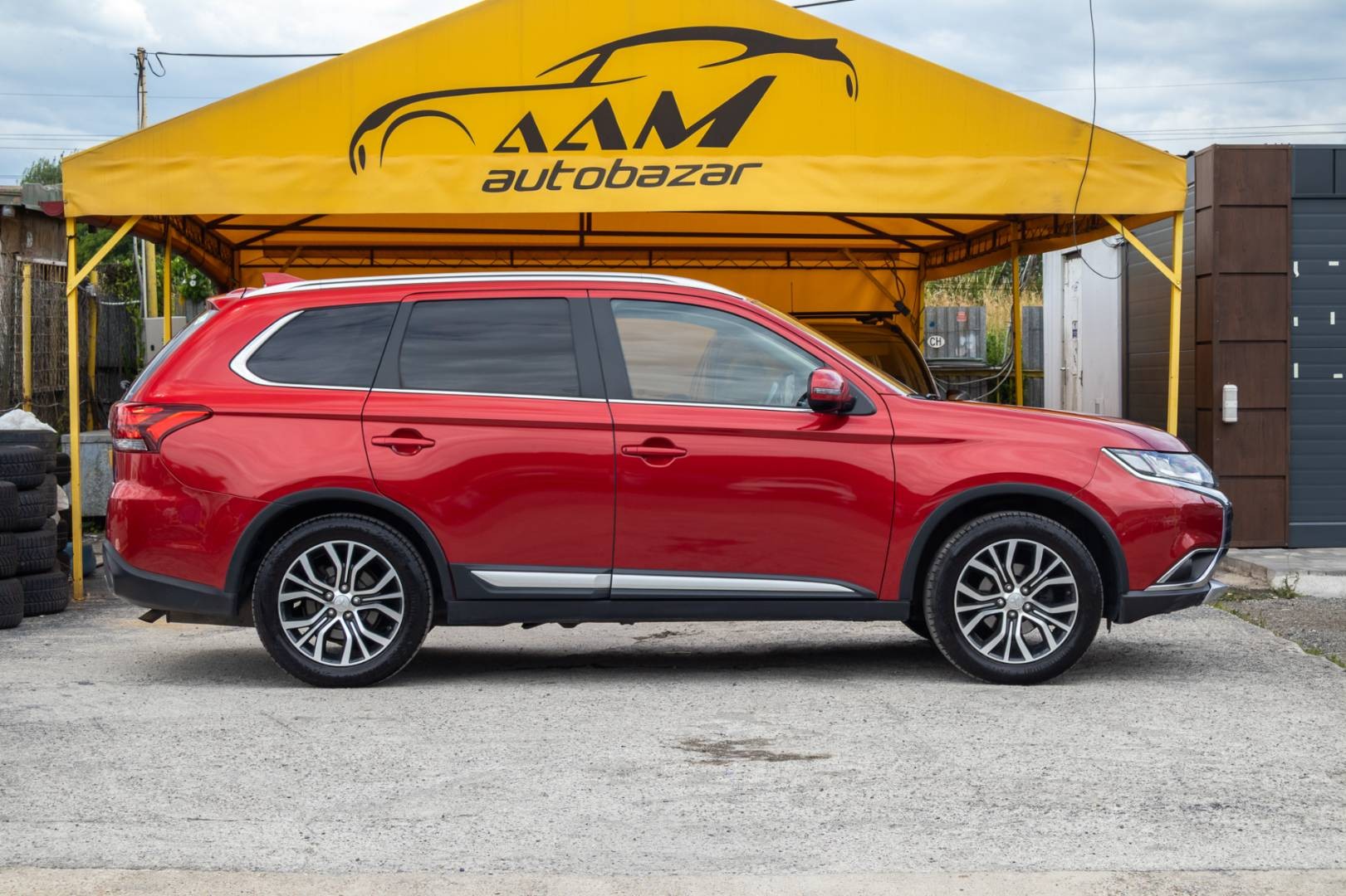 Mitsubishi Outlander 2.0 MIVEC LPG ,A/T, 4x4,7.Miest – Obrázok 4