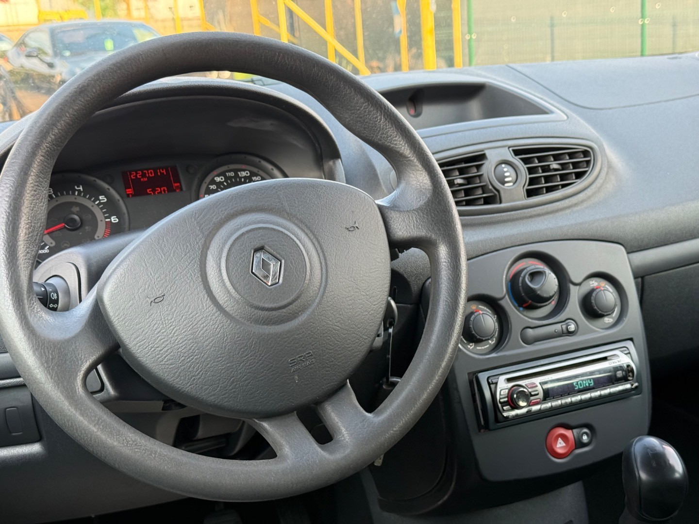 Renault Clio Grandtour 1.2 16V Authentique – Obrázok 12