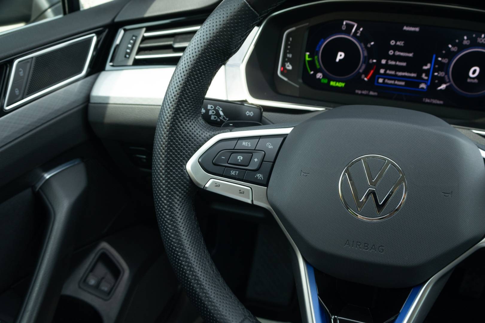 Volkswagen Passat Variant FACELIFT FL TSI PLUG IN / Plug-In hybrid – Obrázok 16