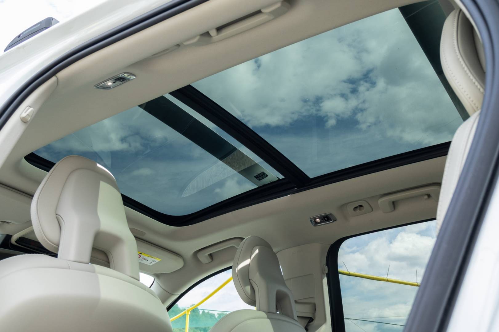 Volvo XC90 II T6 AWD Geartronic 7 MIEST – Obrázok 13
