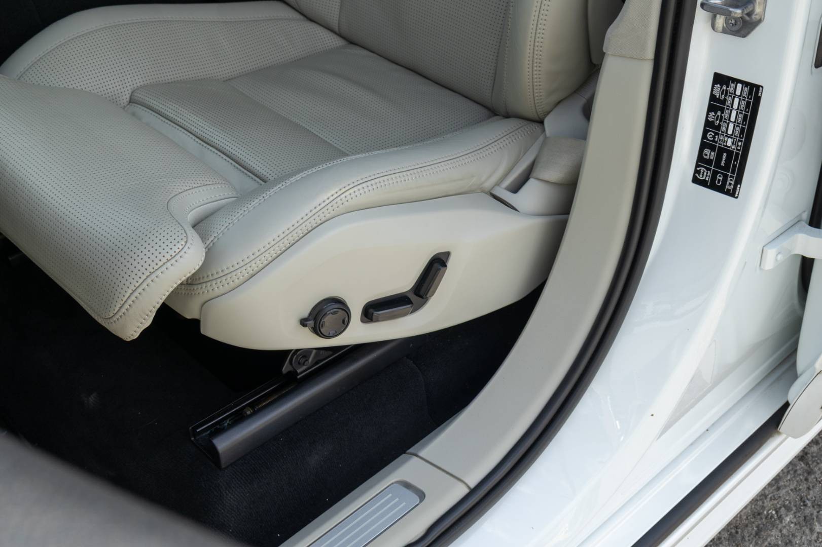 Volvo XC90 II T6 AWD Geartronic 7 MIEST – Obrázok 17