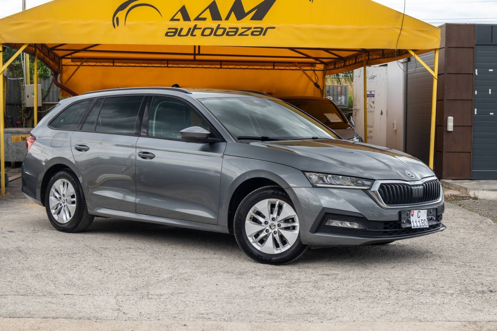 Škoda Octavia Combi 2.0 TDI SCR Ambition DSG – Obrázok 3