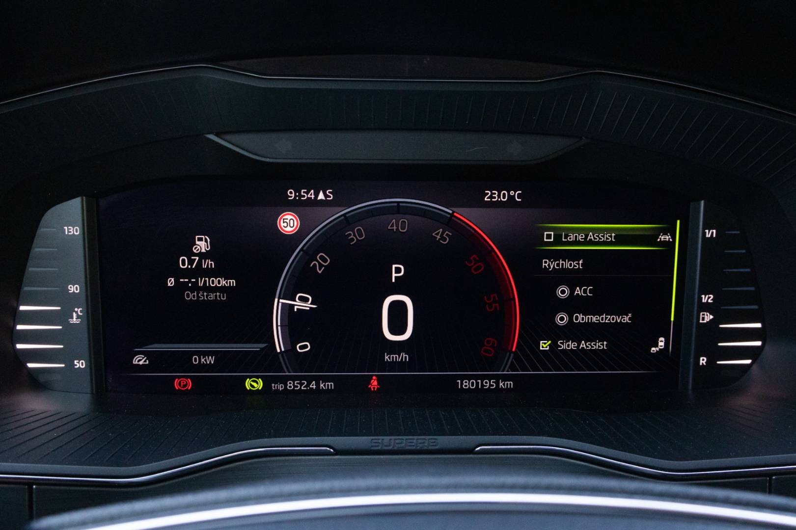 Škoda Superb Combi 2.0 TDI SCR Style DSG – Obrázok 16