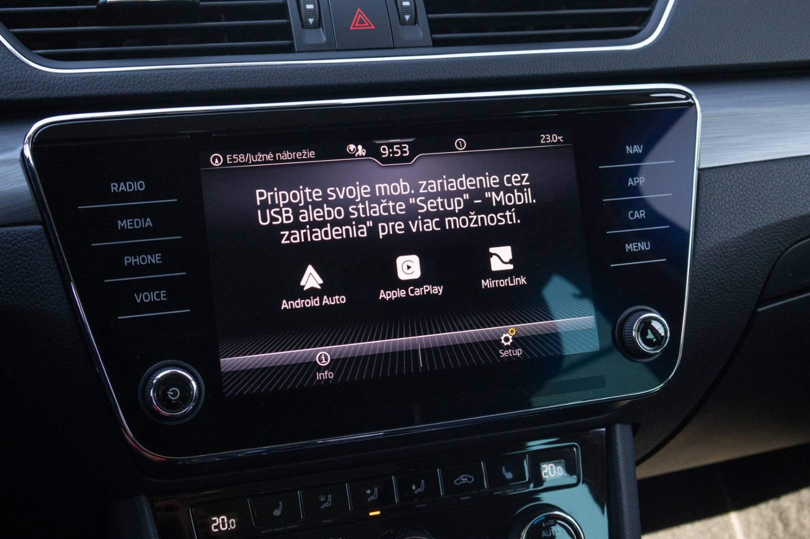 Škoda Superb Combi 2.0 TDI SCR Style DSG – Obrázok 22