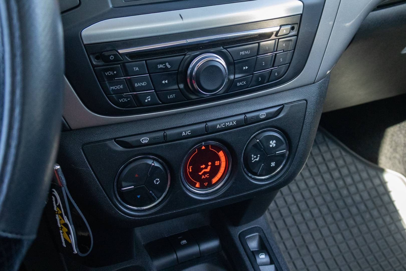 Citroën C-Elysée VTi 82 PureTech Best Collection – Obrázok 15