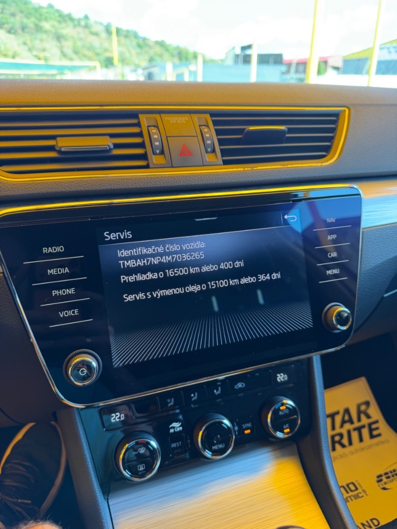 Škoda Superb 2.0 TDI SCR Ambition – Obrázok 6