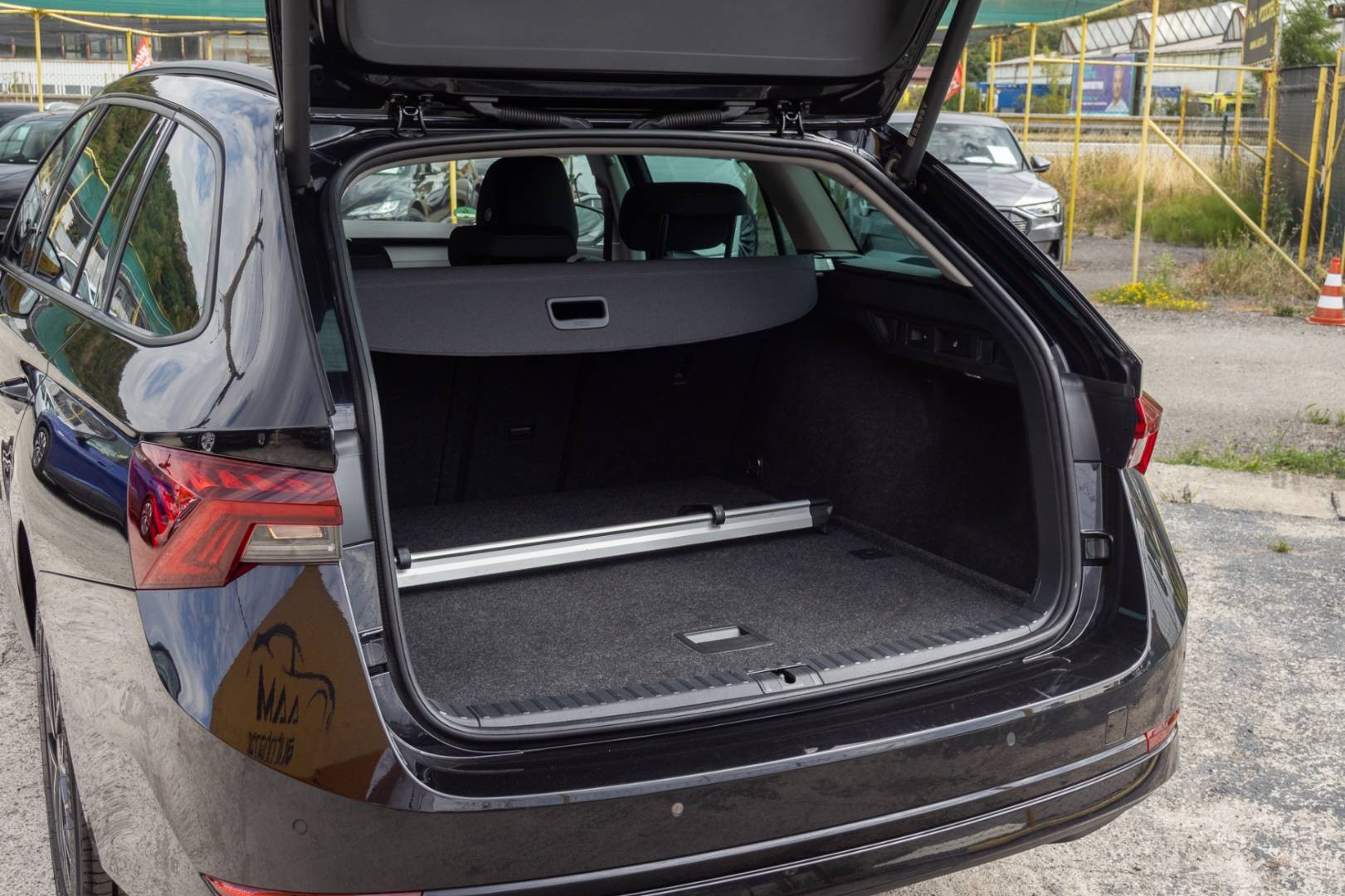 Škoda Octavia Combi 2.0 TDI SCR Clever DSG – Obrázok 9